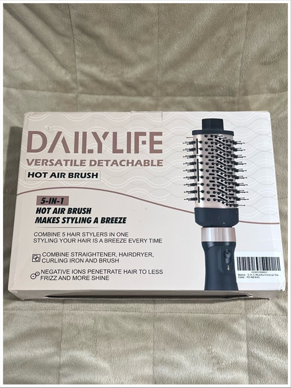 DAILYLIFE 5-in-1 Versatile Detachable Hot Air Brush – New in Box / Never Used